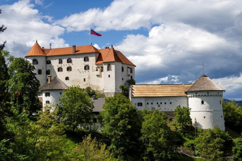 Velenjski grad odpira vrata v otroštvo preteklega stoletja