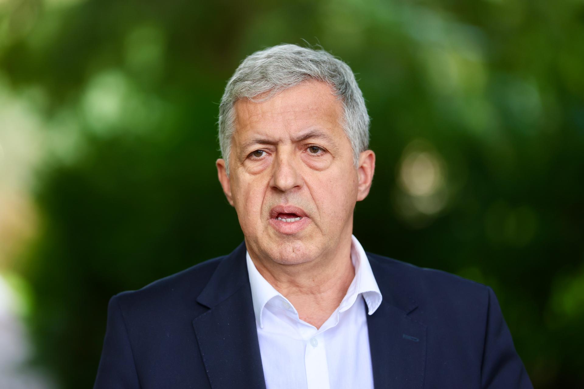 Žakelj: Referendumski izid je razdeljen