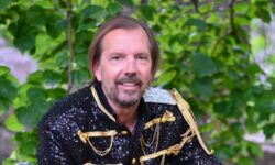 Gianni Rijavec na koncertni turneji