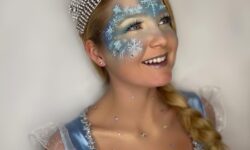 Asjo Bonnie Pivk osrečujeta ples in glasba