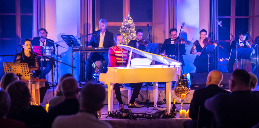 Božični večer z Giannijem in godalci